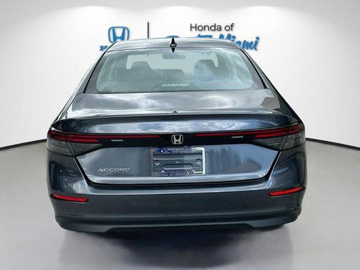 2025 Honda Accord LX 1.5T