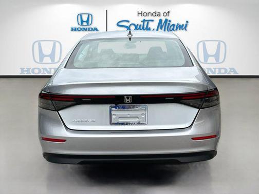 2025 Honda Accord LX 1.5T