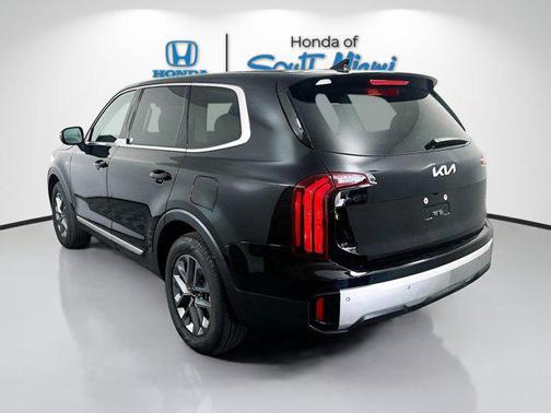 2024 Kia Telluride LX