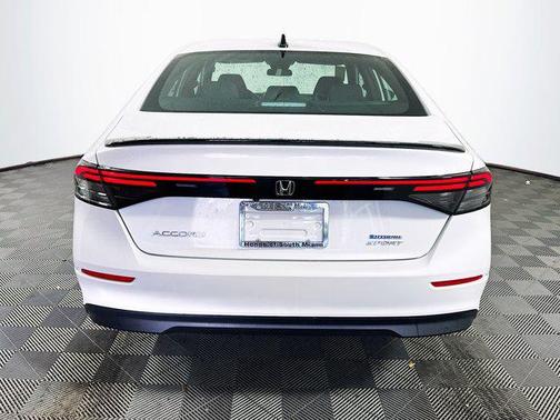 2025 Honda Accord Hybrid Base