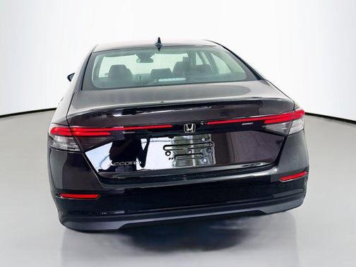 2025 Honda Accord LX 1.5T