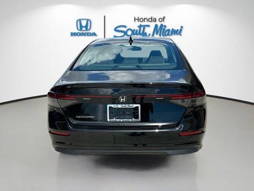 2025 Honda Accord LX 1.5T