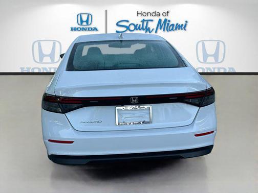 2025 Honda Accord LX 1.5T