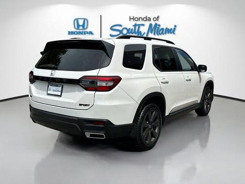 2023 Honda Pilot AWD Sport