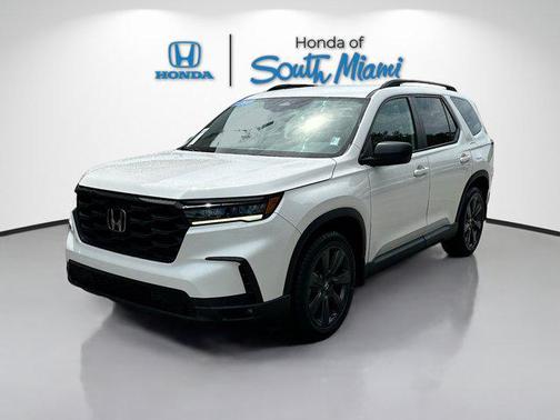 2023 Honda Pilot AWD Sport
