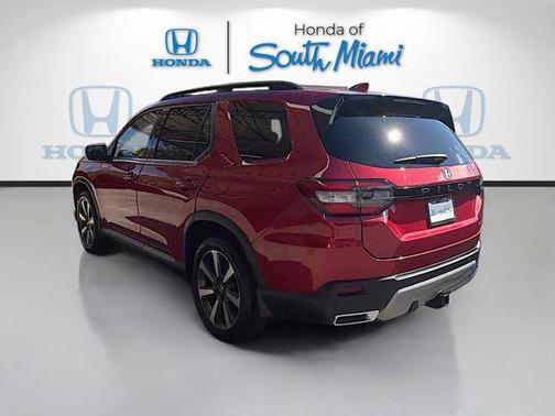2024 Honda Pilot Touring 8-Passenger