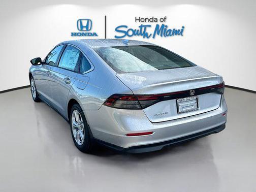 2025 Honda Accord LX 1.5T