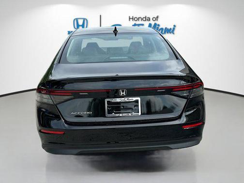 2025 Honda Accord LX 1.5T