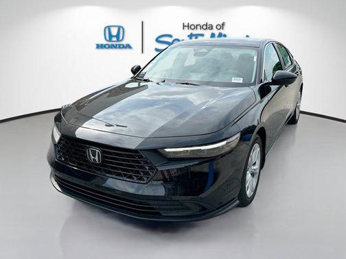 2025 Honda Accord LX 1.5T