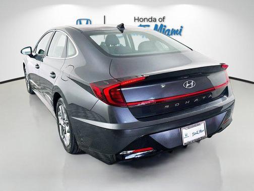 2022 Hyundai SONATA SEL