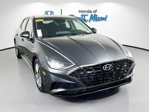 2022 Hyundai SONATA SEL