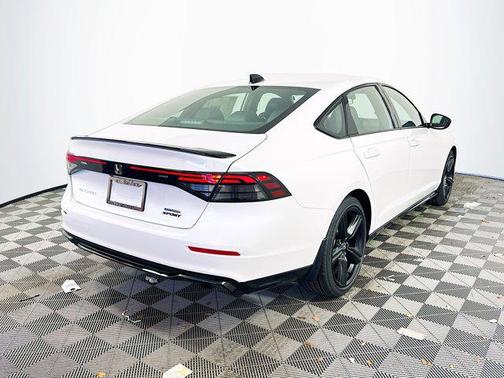 2025 Honda Accord Hybrid Base