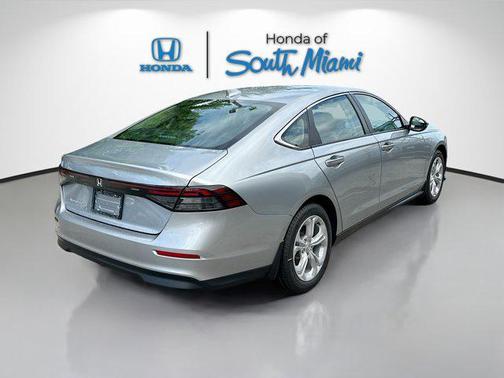 2025 Honda Accord LX 1.5T