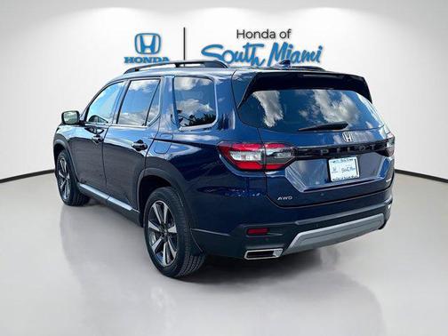 2023 Honda Pilot AWD Elite