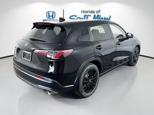 2026 Honda HR-V 2WD Sport