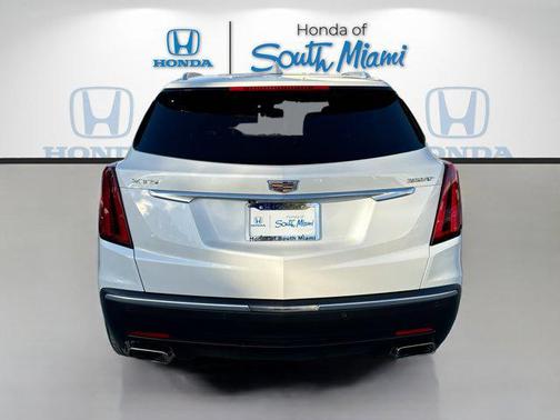 2022 Cadillac XT5 Luxury