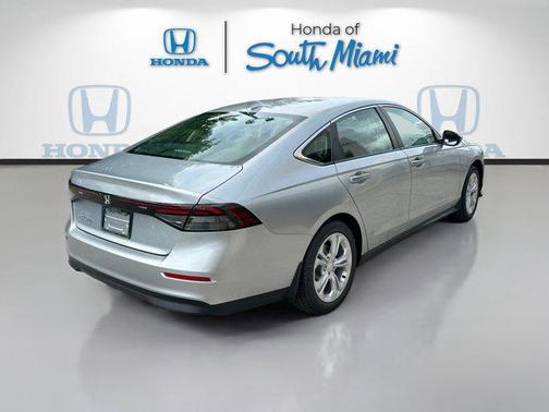 2025 Honda Accord LX 1.5T