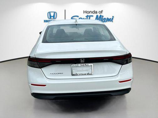2025 Honda Accord LX 1.5T