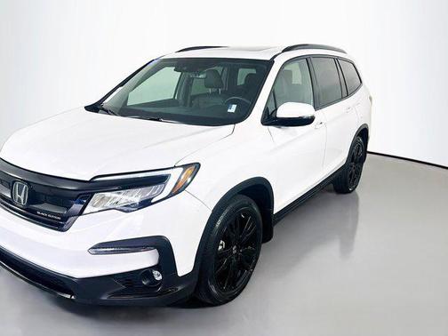 2022 Honda Pilot AWD Black Edition