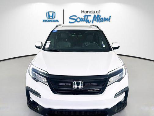 2022 Honda Pilot AWD Black Edition