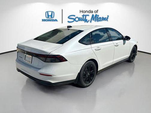 2025 Honda Accord Sport SE 1.5T