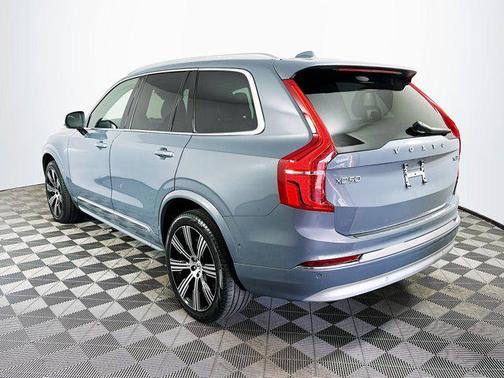 2022 Volvo XC90 T6 Inscription