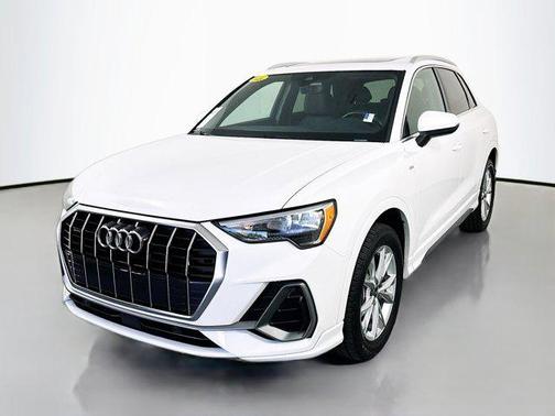 2021 Audi Q3 45 S line Premium