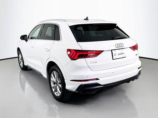 2021 Audi Q3 45 S line Premium