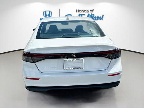 2025 Honda Accord LX 1.5T