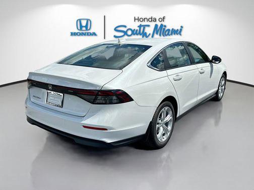 2025 Honda Accord LX 1.5T