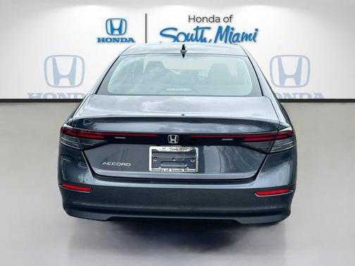 2025 Honda Accord LX 1.5T