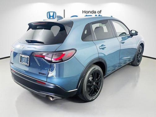2026 Honda HR-V 2WD Sport
