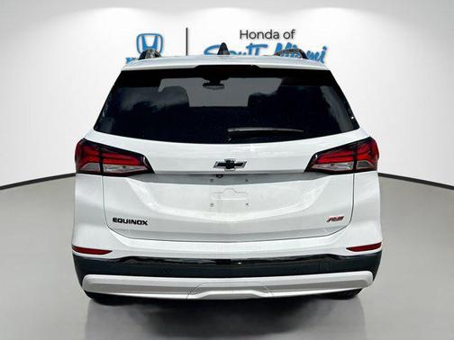 2022 Chevrolet Equinox FWD RS