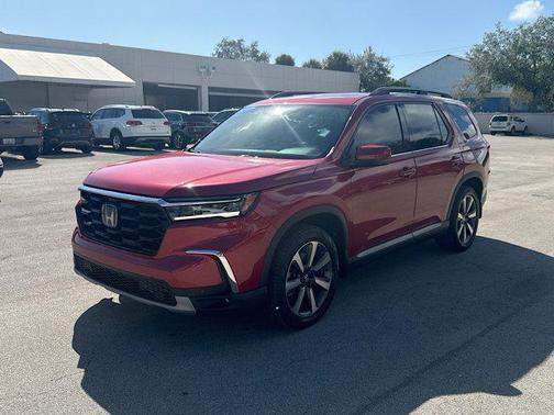 2024 Honda Pilot Touring 8-Passenger