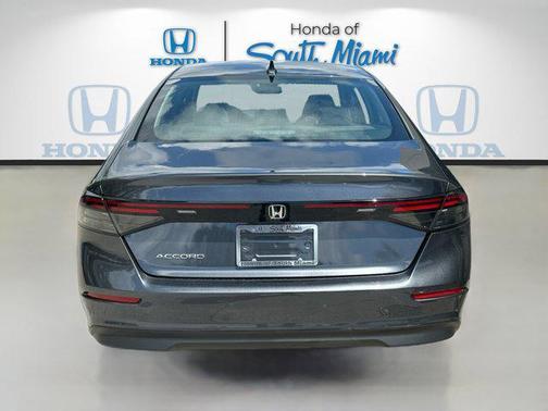 2025 Honda Accord LX 1.5T