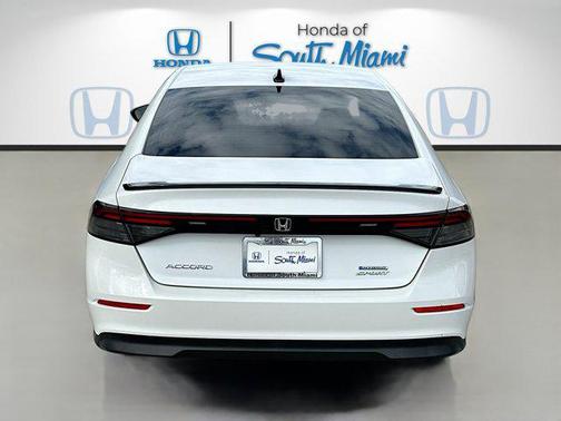 2023 Honda Accord Hybrid Base