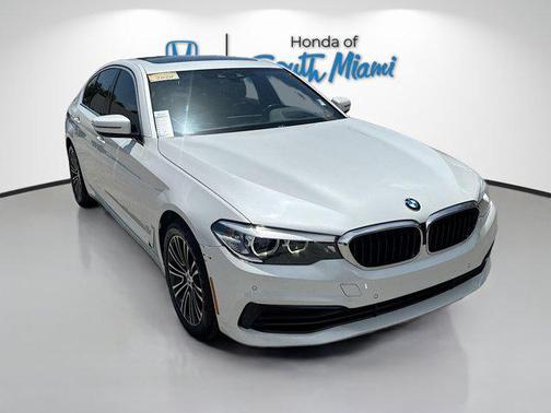2020 BMW 530 530i