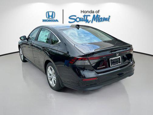 2025 Honda Accord LX 1.5T