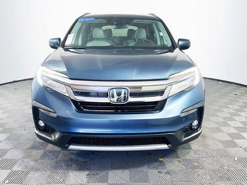 2020 Honda Pilot Touring 8-Passenger