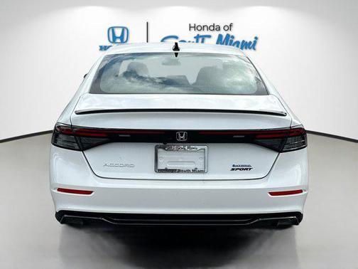 2025 Honda Accord Hybrid Base