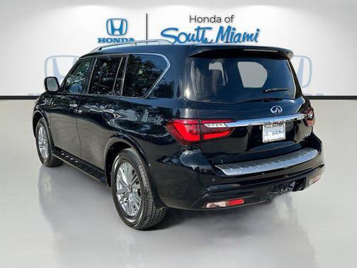 2021 INFINITI QX80 Luxe