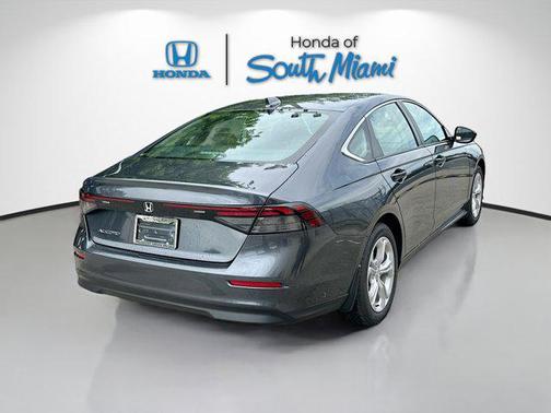 2025 Honda Accord LX 1.5T