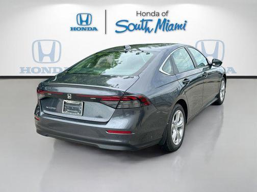 2025 Honda Accord LX 1.5T