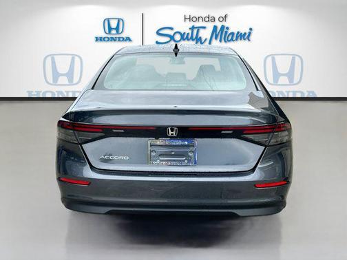 2025 Honda Accord LX 1.5T