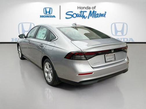 2025 Honda Accord LX 1.5T