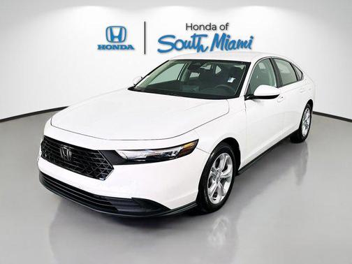 2025 Honda Accord LX 1.5T