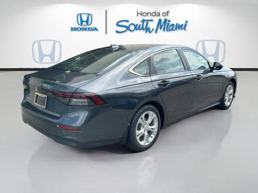 2025 Honda Accord LX 1.5T