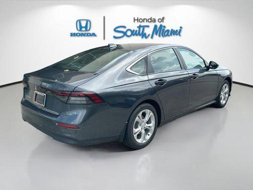 2025 Honda Accord LX 1.5T