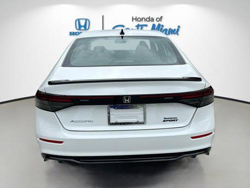 2025 Honda Accord Hybrid Base