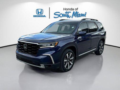 2023 Honda Pilot Touring 8-Passenger